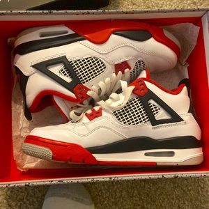 Jordan 4s